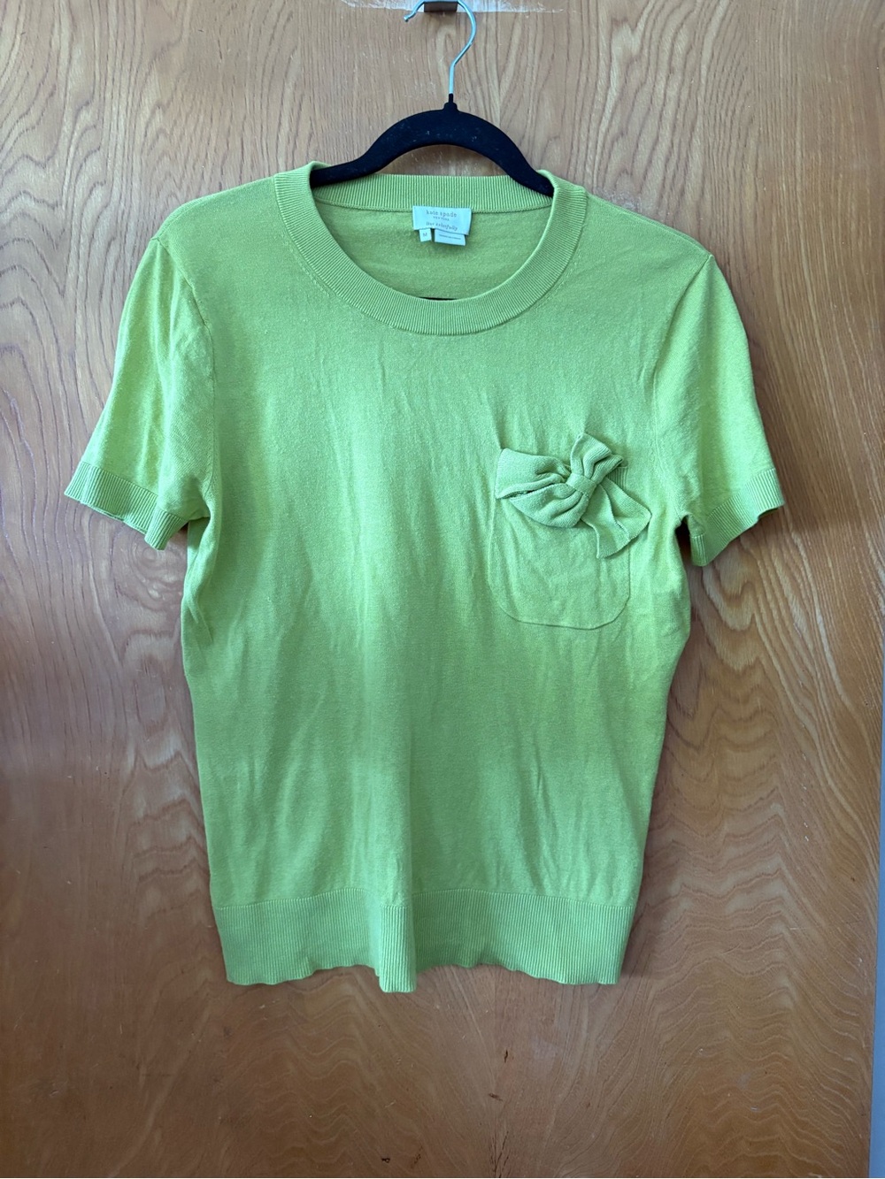 Kate Spade Light Green Short-Sleeve Knit Shirt with Pocket Bow M - Picture 2 of 9